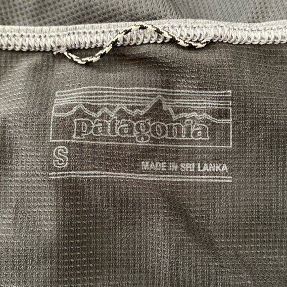 Patagonia Short Sleeve T Shirt Womens Small Gray Heather Crew Neck Slim Fit Hike - Picture 3 of 11